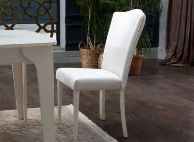Комплект стульев из белого велюра Mistral 