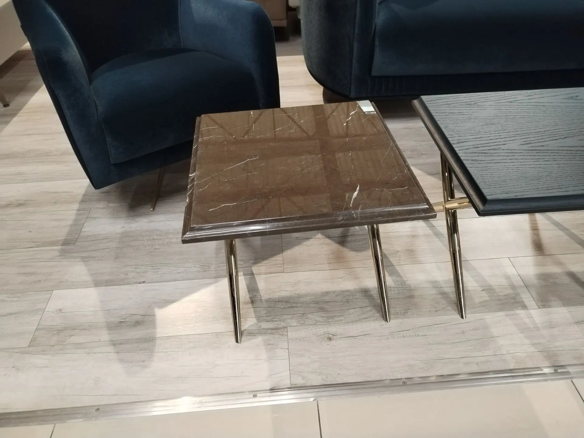 Стол приставной Elegante мрамор
