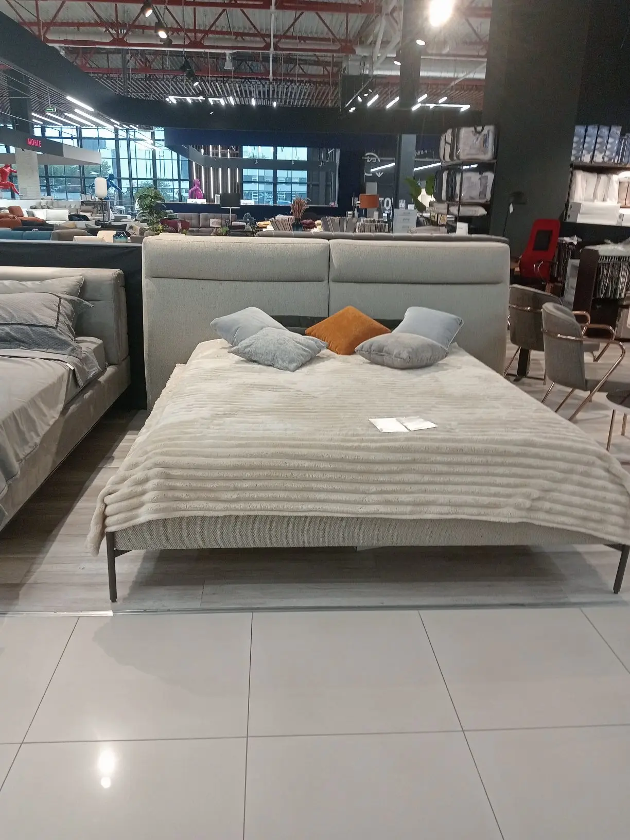 Кровать Berta 180 серая