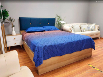 Кровать с голубым изголовьем Sea
